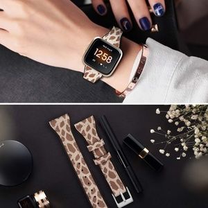 fitbit versa leopard band